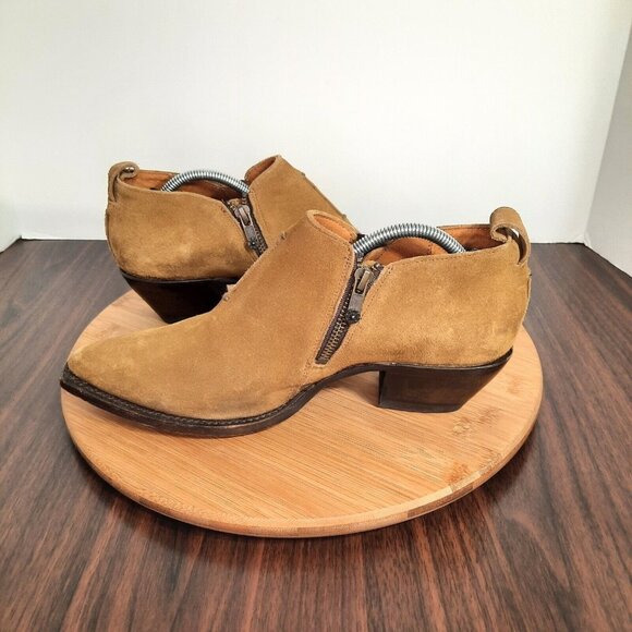 Frye Sacha Womens Size 9 Boots Tan Suede Side Zip Pointed Toe Moto Ankle Booties - Picture 6 of 12